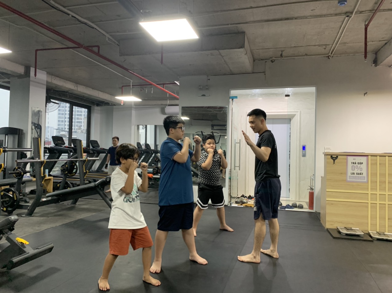 ĐỊA CHỈ TẬP GYM-KICKFIT-BOXING Ở LONG BIÊN ĐƯỢC NHIỀU NGƯỜI YÊU THÍCH NHẤT HIỆN NAY